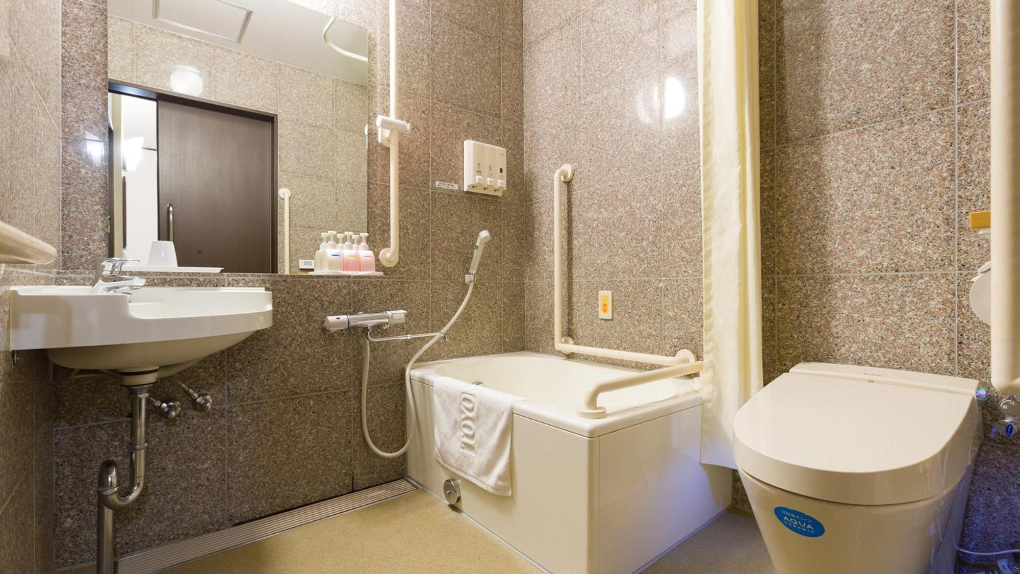 Toyoko Inn Kintetsu Yokkaichi Eki Kita Guchi Eksteriør bilde